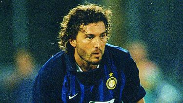 Mazzantini: "Uscivo alla disperata. Presi a pugni un agente. Andai da Collina con un phon in mano" 1 Mazzantini: "Uscivo alla disperata. Presi a pugni un agente. Andai da Collina con un phon in mano"