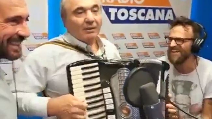 Commisso, quando suonò l'inno della Fiorentina con la fisarmonica