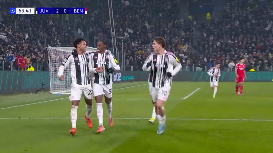 Juventus-Benfica 2-0: bianconeri certi dei playoff. Gli highlights 2 Juventus-Benfica 2-0: bianconeri certi dei playoff. Gli highlights