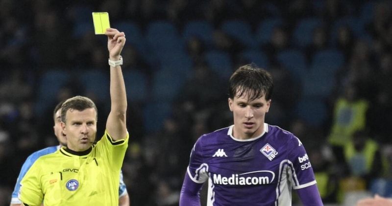 Moviola Napoli-Fiorentina: bene La Penna, per&ograve; mancano due gialli