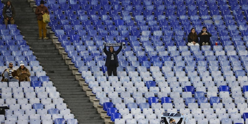 Retroscena Lazio, sciopero dei tifosi anche in Coppa Italia: altro che Flaminio, la protesta contro Lotito va avanti 3 Retroscena Lazio, sciopero dei tifosi anche in Coppa Italia: altro che Flaminio, la protesta contro Lotito va avanti