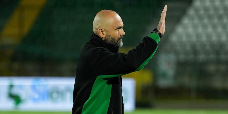 L'Avellino esonera Biancolino: il comunicato ufficiale 2 L'Avellino esonera Biancolino: il comunicato ufficiale