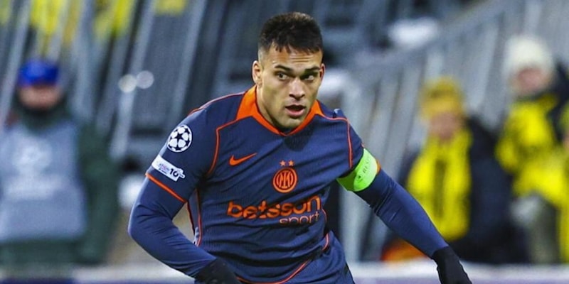 Lautaro Martinez, l'esito degli esami per l'infortunio: stop lungo, salta il derby con il Milan