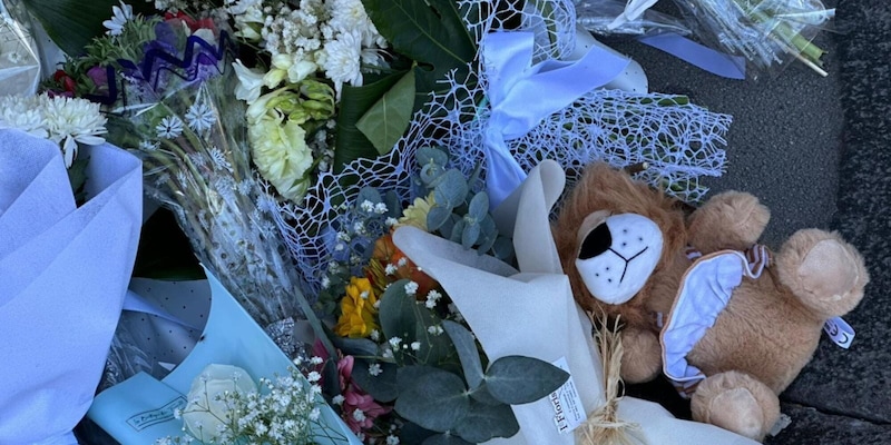 Napoli, lutto al braccio per ricordare il piccolo Domenico 2 Napoli, lutto al braccio per ricordare il piccolo Domenico