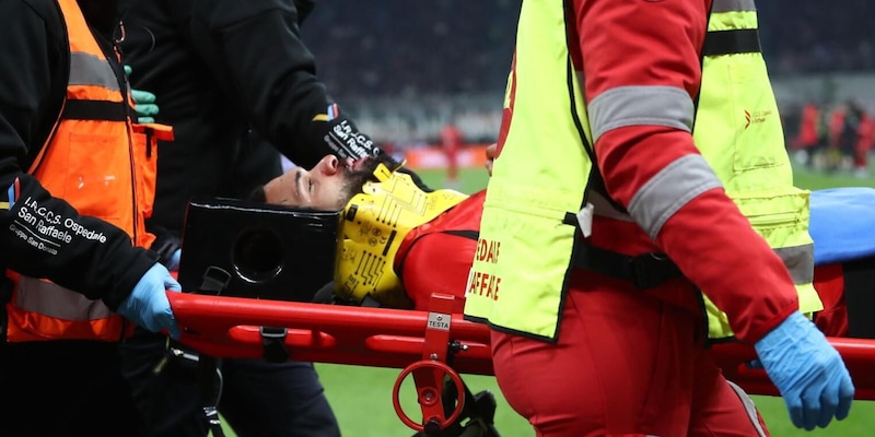 Come sta Loftus-Cheek dopo il terribile scontro in Milan-Parma: denti rotti, frattura dell'osso e una cannuccia per alimentarsi