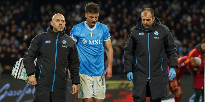 Napoli, l'esito degli esami di Rrahmani: come sta e i tempi di recupero