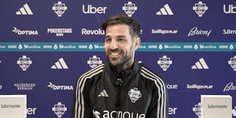 Como multato per rientro in campo in ritardo, Fabregas: "Vi spiego perch&eacute;, pago io"