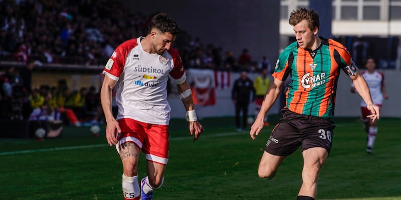 Il Venezia inciampa contro il Sudtirol: solo un pari al Druso. Il Padova vince a Modena, bene la Reggiana