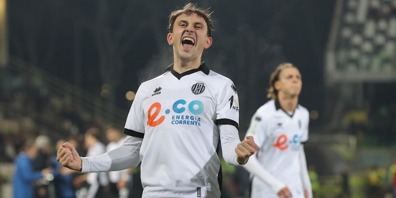 Il Cesena torna al successo e si rilancia, Pescara sempre pi&ugrave; gi&ugrave; aspettando Insigne