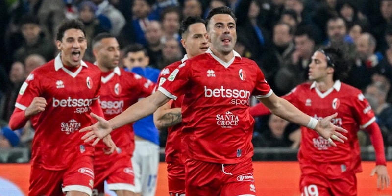 Samp ancora ko, al Ferraris passa il Bari. Il Monza batte l'Entella e si prende la vetta