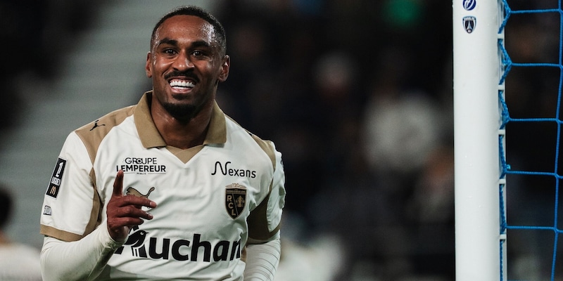 Il Lens travolge il Paris FC di Immobile e scavalca il Psg, pari beffa per il Marsiglia alla prima senza De Zerbi