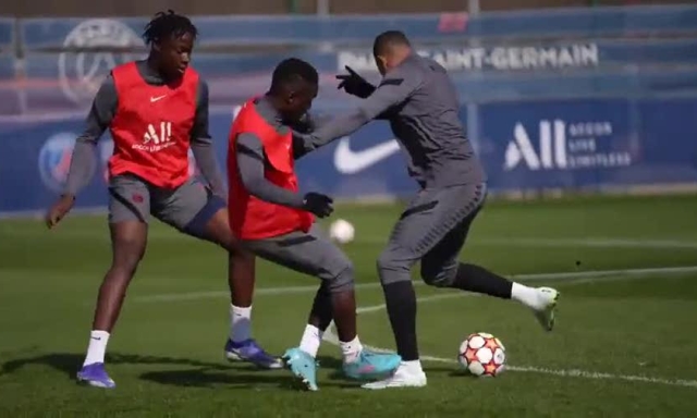 Cari feticisti dello "Step on foot", il contatto è l'anima del calcio