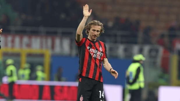 Rinnovi Milan: Tomori vicino alla firma. Il club chiama Modric. E poi tocca a Leao 1 Rinnovi Milan: Tomori vicino alla firma. Il club chiama Modric. E poi tocca a Leao