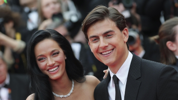 Baby Dybala in arrivo, Oriana sulla gravidanza: "Non sto bene, ma la felicità supera tutto"