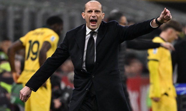 Allegri: "Abbiamo guadagnato un punto su Juve, Napoli e Roma...". E su Fabregas...