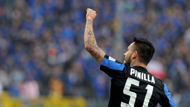 Atalanta, la Curva Nord al fianco di Pinilla: "Forza, Bergamo è con te" 1 Atalanta, la Curva Nord al fianco di Pinilla: "Forza, Bergamo è con te"