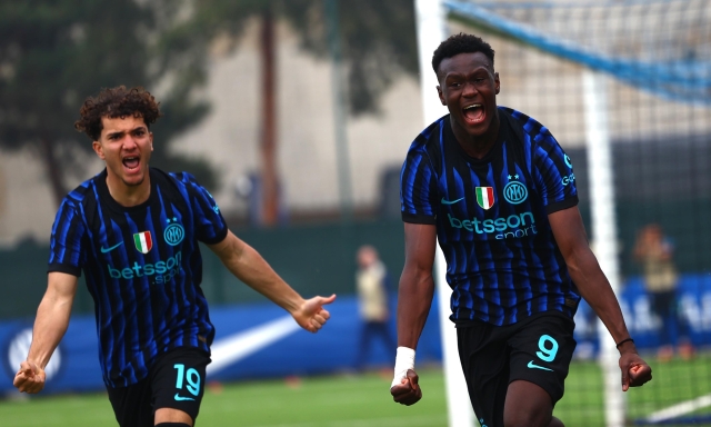 Pazza Inter! Il primo ribaltone è servito: 5-3 al Betis con tris di Iddrissou e quarti centrati 4 Pazza Inter! Il primo ribaltone è servito: 5-3 al Betis con tris di Iddrissou e quarti centrati