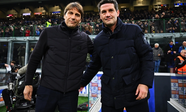 Dominante in campionato, subito fuori dalla Champions: Chivu imita il "nemico" Conte 1 Dominante in campionato, subito fuori dalla Champions: Chivu imita il "nemico" Conte
