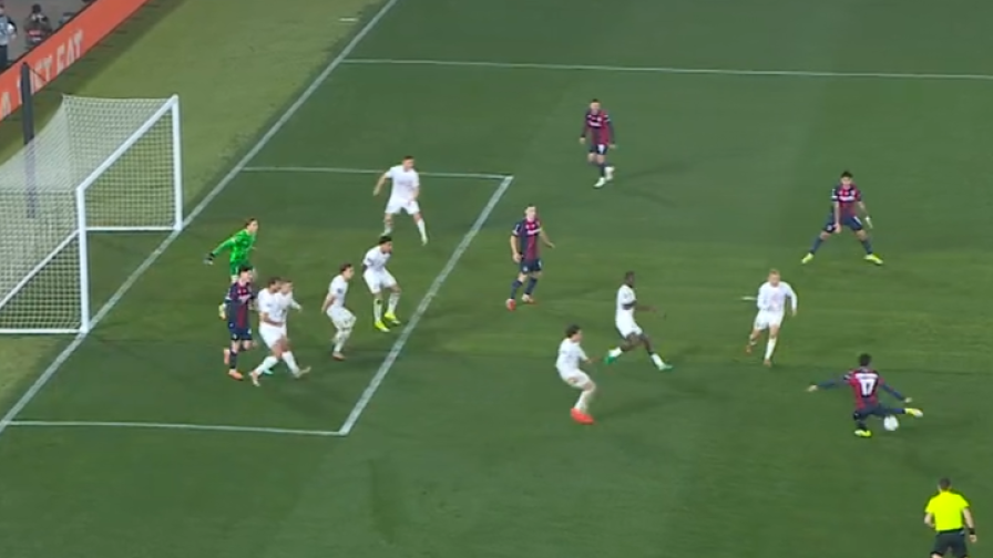 Bologna-Brann 1-0, gli highlights: guarda il gol di Joao Mario