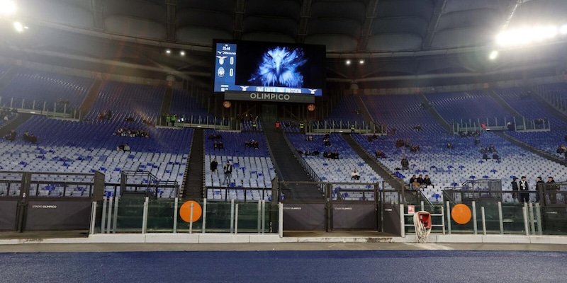Lazio, il Milan è già un ricordo: l’Olimpico torna deserto con il Parma. Lo scenario sarà desolante 1 Lazio, il Milan è già un ricordo: l’Olimpico torna deserto con il Parma. Lo scenario sarà desolante