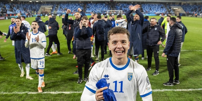 Kosovo per la storia, la piccola nazione sogna il Mondiale: da Muric a Zhegrova, quanta Italia!