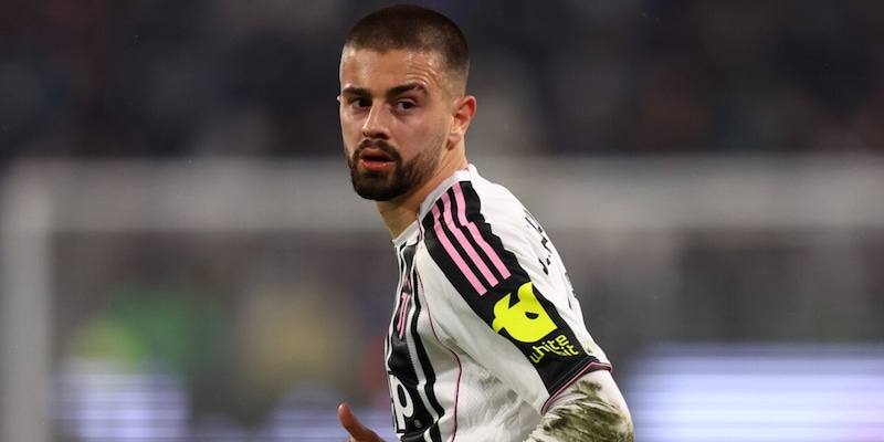 Zhegrova, i minuti spariti e il mistero Juve: perch&eacute; la rinascita &egrave; ancora possibile