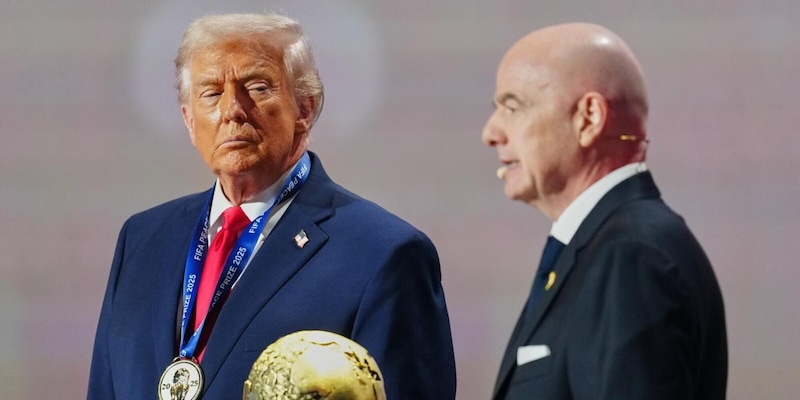 Tensione Iran, Trump in vista dei Mondiali: "Non mi interessa se ci sar&agrave; o meno"