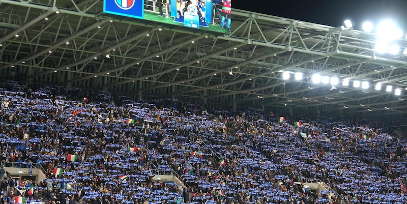 Bosnia-Italia a capienza ridotta: solo 500 biglietti per gli azzurri 2 Bosnia-Italia a capienza ridotta: solo 500 biglietti per gli azzurri