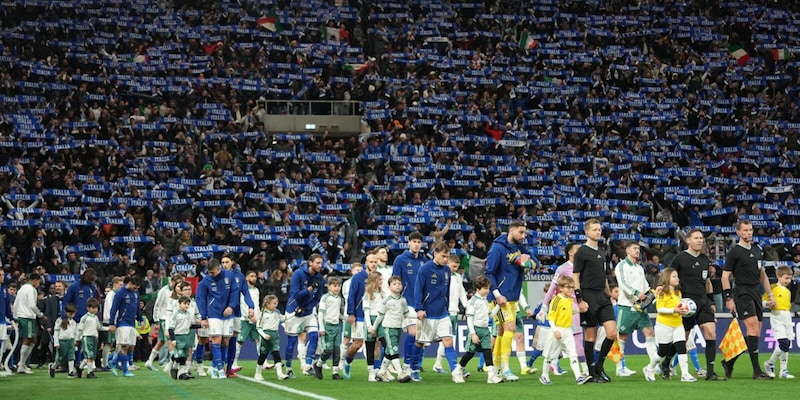 "Italia brutta e noiosa", i quotidiani nordirlandesi attaccano la Nazionale di Gattuso e salvano solo un giocatore 2 "Italia brutta e noiosa", i quotidiani nordirlandesi attaccano la Nazionale di Gattuso e salvano solo un giocatore