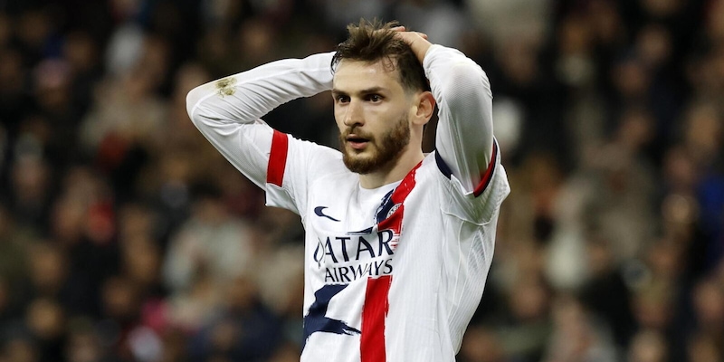 Caos in Francia, la Ligue 1 accoglie la richiesta del Psg: furia Lens, cosa sta succedendo 3 Caos in Francia, la Ligue 1 accoglie la richiesta del Psg: furia Lens, cosa sta succedendo