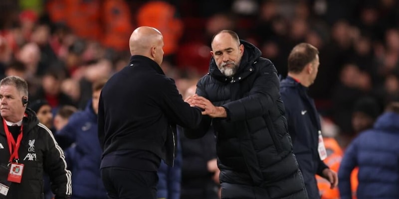 Slot se la ride per la gaffe di Tudor: "Ci sono tante persone senza capelli..."