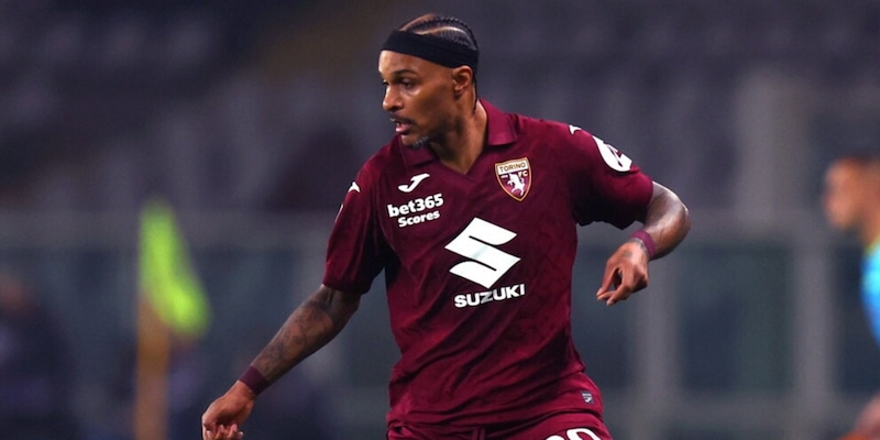 Lazaro non difende, il Torino non rinnova