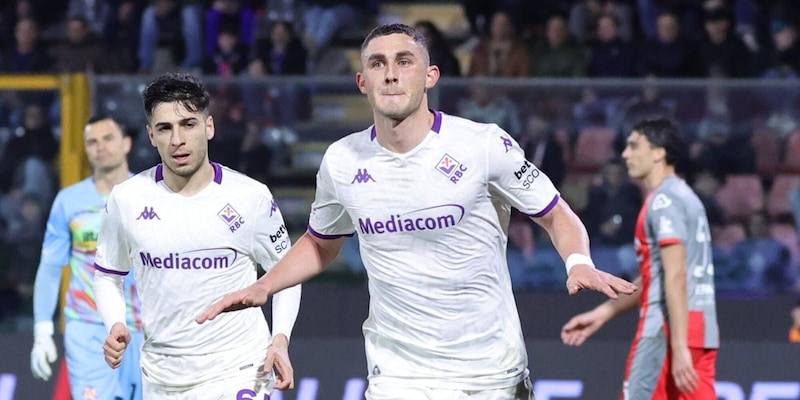 La Fiorentina cala il poker: Vanoli travolge la Cremonese, Nicola in caduta libera 2 La Fiorentina cala il poker: Vanoli travolge la Cremonese, Nicola in caduta libera