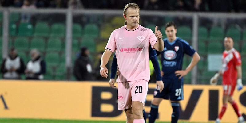 Serie B, il Palermo vince al Barbera. Per il Frosinone pareggio in extremis, sprint salvezza del Bari&nbsp;