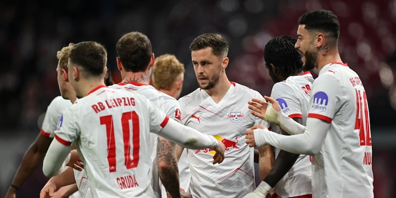 Bundesliga, manita Lipisa nella sfida Champions con l'Hoffenheim: doppiette di Baumgartner e Gruda 2 Bundesliga, manita Lipisa nella sfida Champions con l'Hoffenheim: doppiette di Baumgartner e Gruda