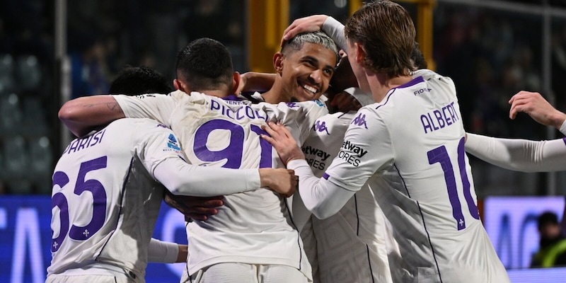 La Fiorentina cala il poker salvezza: la Cremonese crolla anche allo Zini, Vanoli tenta la fuga