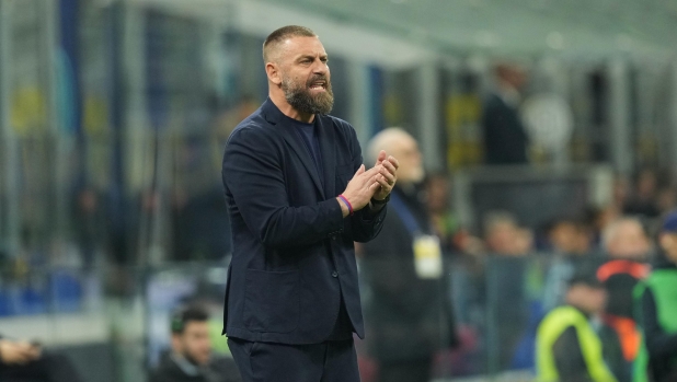 Genoa, De Rossi: "Contro la Roma è speciale, ma mi sto abituando"
