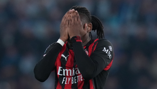 Milan, chi di Estupinan ferisce di Estupinan ferisce. Leao, quella sceneggiata dovevi risparmiartela 4 Milan, chi di Estupinan ferisce di Estupinan ferisce. Leao, quella sceneggiata dovevi risparmiartela