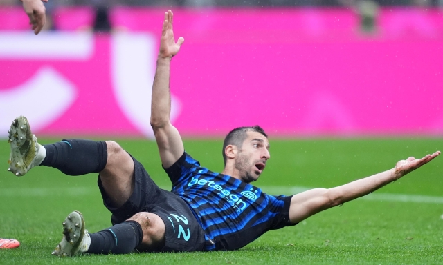 Inter, stop per Mkhitaryan: salta la Fiorentina. L'esito degli esami 4 Inter, stop per Mkhitaryan: salta la Fiorentina. L'esito degli esami