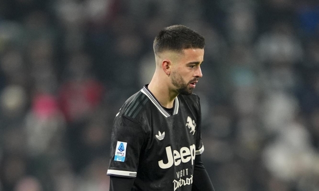 Il Kosovo brilla senza la sua stella: per lo juventino Zhegrova zero minuti nell'impresa di Bratislava 3 Il Kosovo brilla senza la sua stella: per lo juventino Zhegrova zero minuti nell'impresa di Bratislava