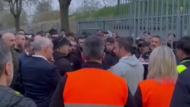 Padova, Andreoletti saluta i tifosi dopo l'esonero: "Vi ringrazio perché mi avete trasmesso amore" 3 Padova, Andreoletti saluta i tifosi dopo l'esonero: "Vi ringrazio perché mi avete trasmesso amore"