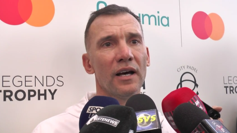 Shevchenko non ha dubbi: "Leao non è un attaccante, ma dipende da lui" 3 Shevchenko non ha dubbi: "Leao non è un attaccante, ma dipende da lui"