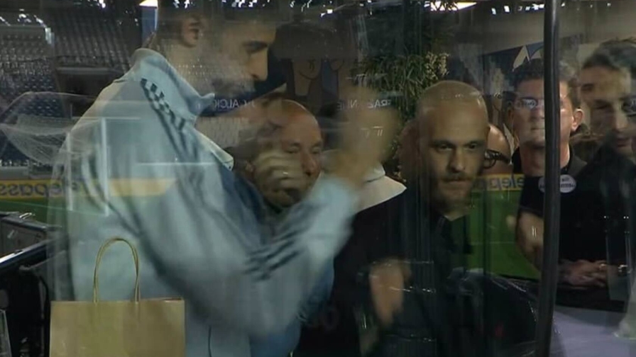 Dimarco, Pio Esposito e Vicario esultano dopo il rigore della Bosnia: il video 3 Dimarco, Pio Esposito e Vicario esultano dopo il rigore della Bosnia: il video