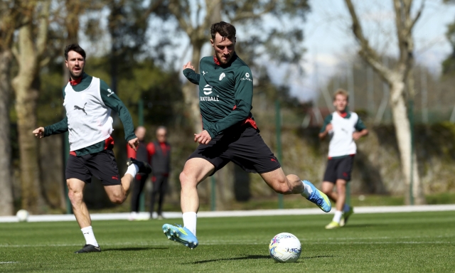 Gimenez, un tempo contro Milan Futuro: altri progressi verso il recupero completo 3 Gimenez, un tempo contro Milan Futuro: altri progressi verso il recupero completo