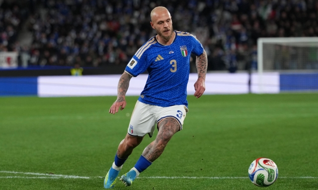 Dimarco e il caso del video: "Gesto istintivo, ma poco rispettoso riprenderci. A Dzeko ho scritto che..." 4 Dimarco e il caso del video: "Gesto istintivo, ma poco rispettoso riprenderci. A Dzeko ho scritto che..."