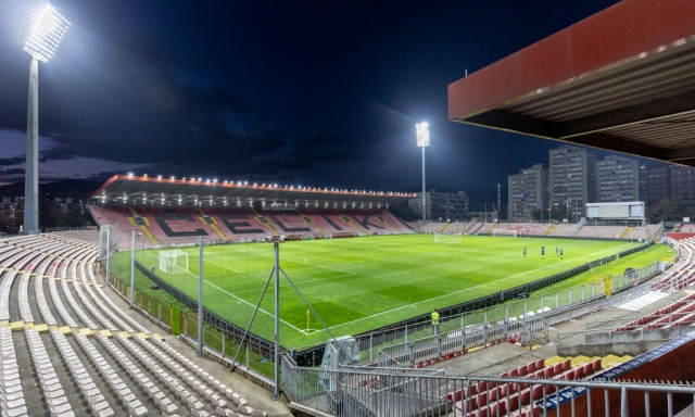 Zenica ci crede: stadio a capienza ridotta, in affitto i balconi dei palazzi per tifare Bosnia 4 Zenica ci crede: stadio a capienza ridotta, in affitto i balconi dei palazzi per tifare Bosnia