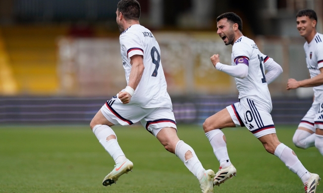 Pari Vicenza, poi la festa. Perugia, vittoria d'oro. Il Benevento frena ancora ma è a +9 sul Catania 2 Pari Vicenza, poi la festa. Perugia, vittoria d'oro. Il Benevento frena ancora ma è a +9 sul Catania