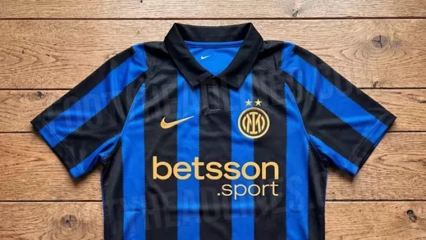 Nerazzurro classico e colletto: ecco la maglia home dell'Inter per la stagione 2026-27 2 Nerazzurro classico e colletto: ecco la maglia home dell'Inter per la stagione 2026-27