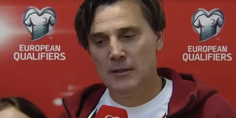 Italia, senti Montella: "Senza Mondiale con la Turchia mi sarei assunto le mie responsabilità". Poi reagisce in diretta all'eliminazione degli Azzurri 4 Italia, senti Montella: "Senza Mondiale con la Turchia mi sarei assunto le mie responsabilità". Poi reagisce in diretta all'eliminazione degli Azzurri