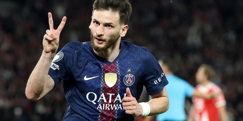 "Chiedete ai portieri se sono felici", i dubbi di Seedorf dopo Psg-Bayern. Il confronto con Milan-Juve &egrave; spietato